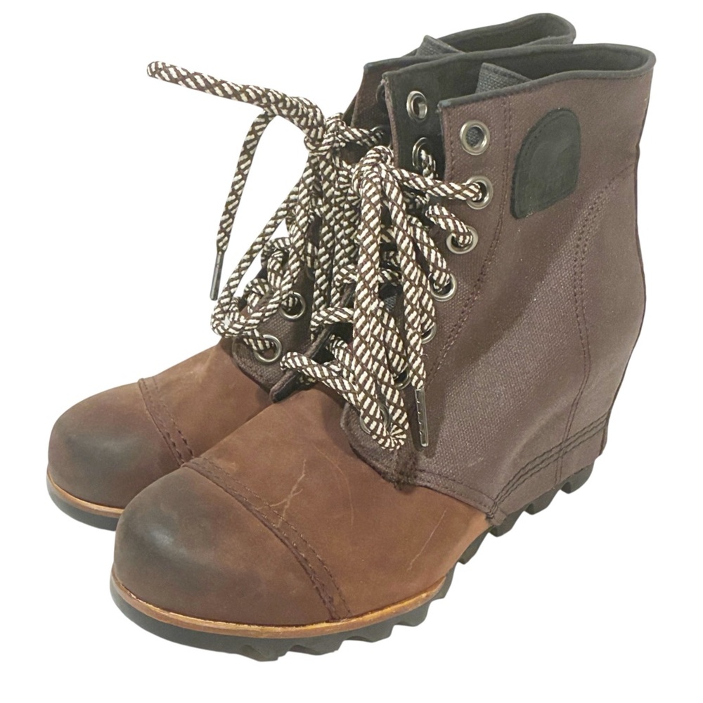 SOREL Lexie Cattail Wedge Lace Up Leather‎ Boots Womens Size 8.5